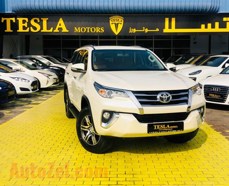 FORTUNER / SR5 / 4WD / GCC / 2017 / WARRANTY! / 7 SITTERS / SUPER CLEAN! / ONLY 1,446 DHS MONTHLY! /