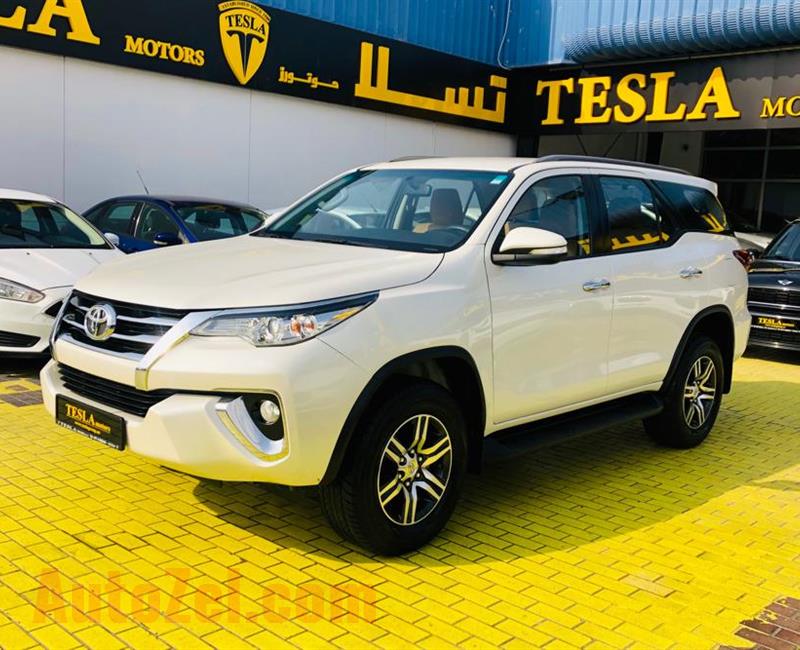 FORTUNER / SR5 / 4WD / GCC / 2017 / WARRANTY! / 7 SITTERS / SUPER CLEAN! / ONLY 1,446 DHS MONTHLY! /