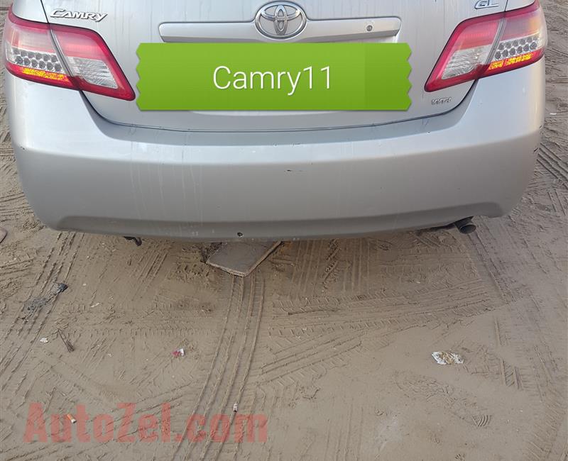 CAMRY 2011 FOR SALE , SILVER COLOR IN GOOD CONDITION