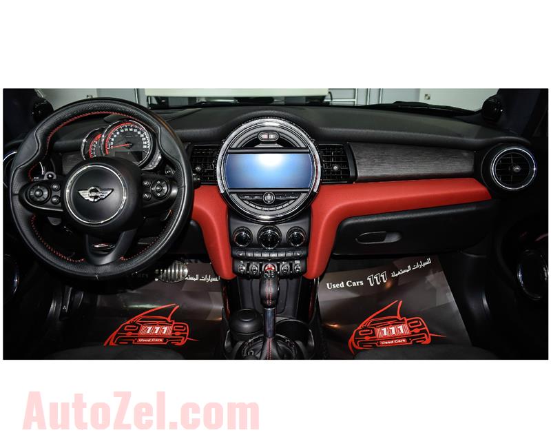MINI JOHN COOPER WORKS- 2018- BLUE- 28 000 KM- GCC SPECS- CAN BE EXPORT