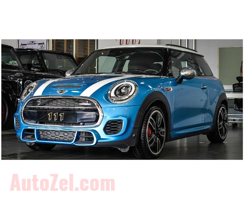 MINI JOHN COOPER WORKS- 2018- BLUE- 28 000 KM- GCC SPECS- CAN BE EXPORT