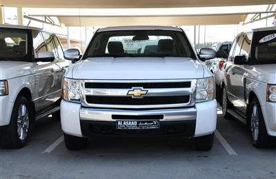 CHEVROLET SILVERADO- 2011- WHITE- 188 000 KM- GCC