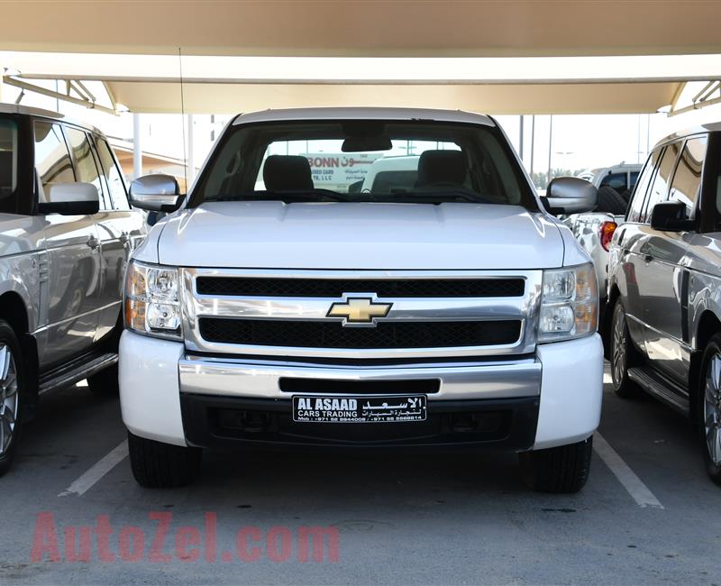 CHEVROLET SILVERADO- 2011- WHITE- 188 000 KM- GCC