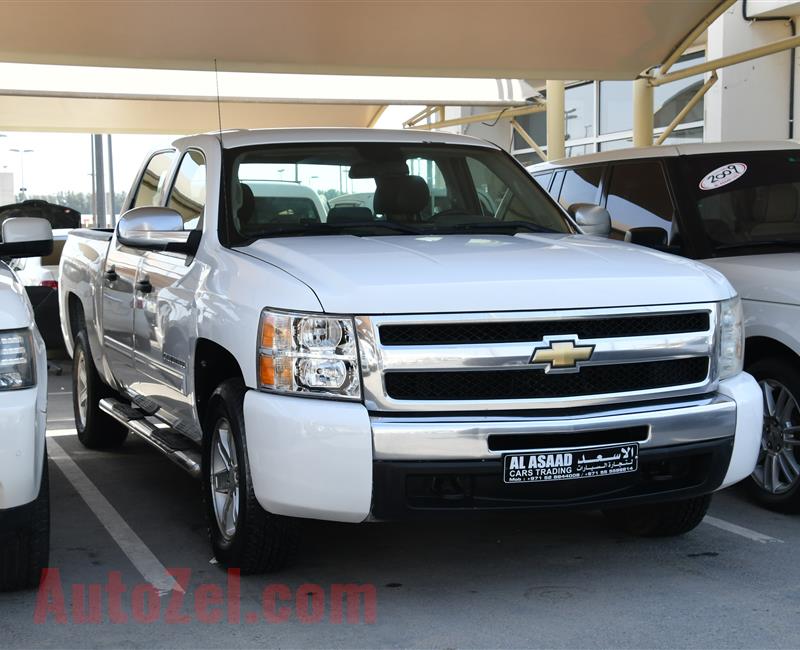 CHEVROLET SILVERADO- 2011- WHITE- 188 000 KM- GCC