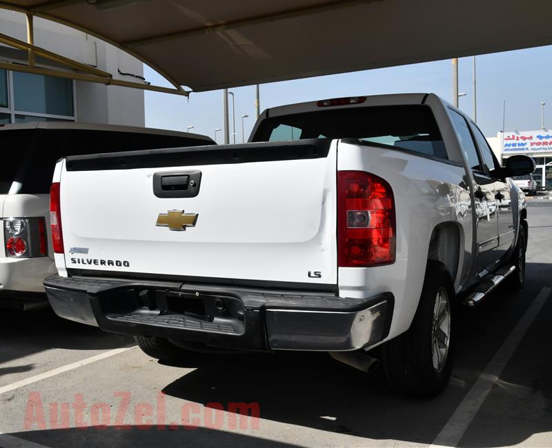 CHEVROLET SILVERADO- 2011- WHITE- 188 000 KM- GCC