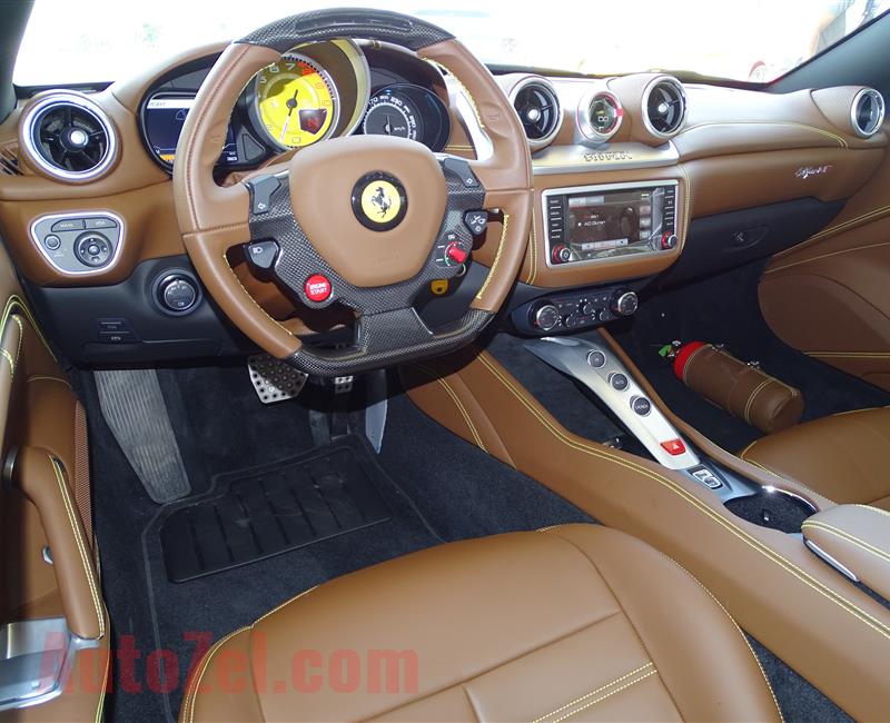 FERRARI CALIFORNIA T 3.9L TWIN-TURBO- 2016- WHITE- 300 KM ONLY- GCC SPECS