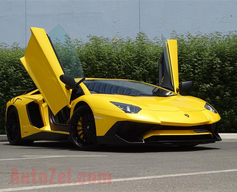 LAMBORGHINI AVENTADOR LP750-4 SV- 2016- YELLOW- 800 KM ONLY- EUROPEAN SPECS- 1 OF 600 CARS