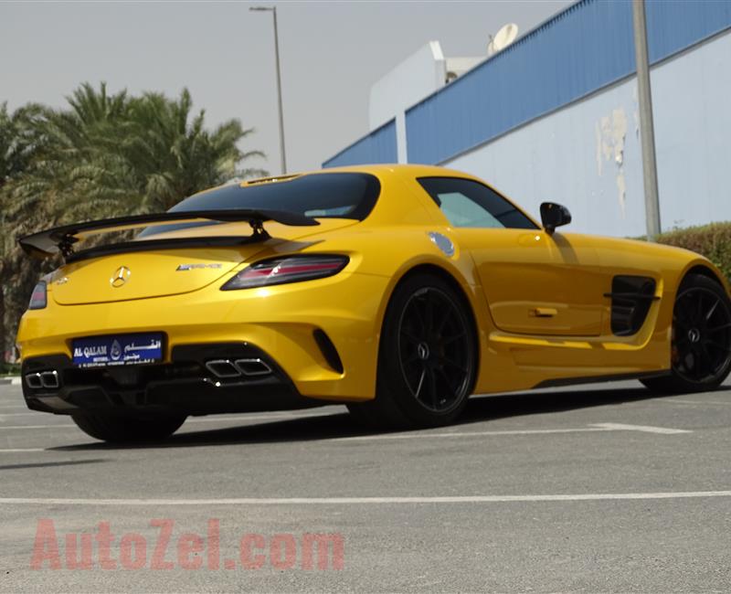 MERCEDES-BENZ SLS BLACK SERIES- 2014- YELLOW- GCC SPECS