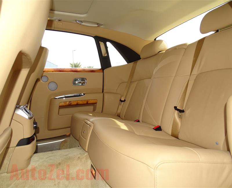 ROLLS ROYCE GHOST- 2012- BROWN- 68 000 KM- GCC SPECS