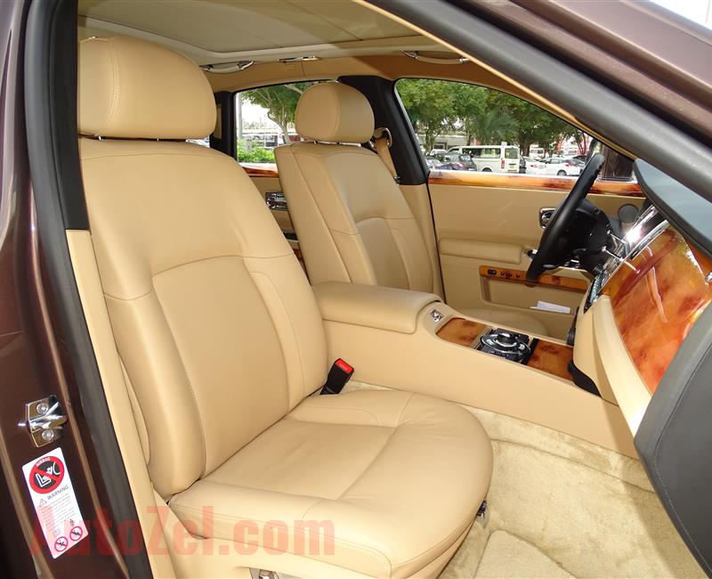 ROLLS ROYCE GHOST- 2012- BROWN- 68 000 KM- GCC SPECS