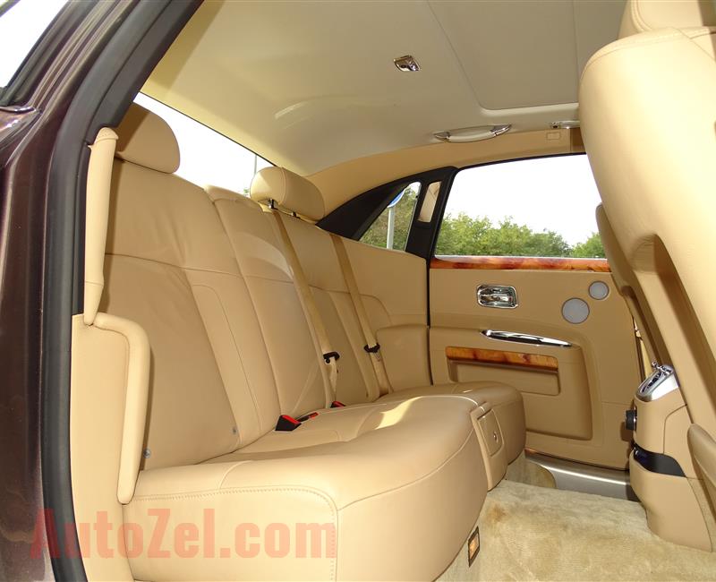 ROLLS ROYCE GHOST- 2012- BROWN- 68 000 KM- GCC SPECS