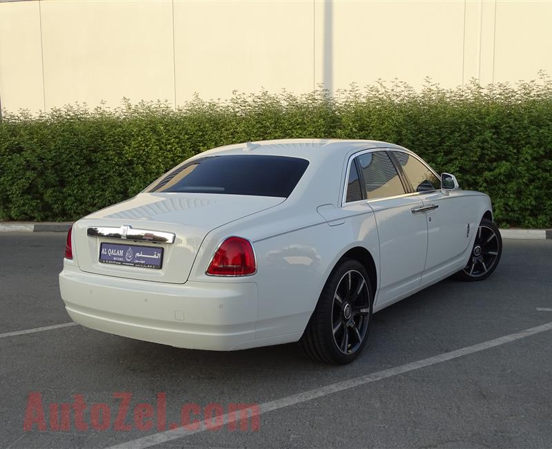 ROLLS ROYCE GHOST- 2016- WHITE- 67 000 KM- GCC SPECS