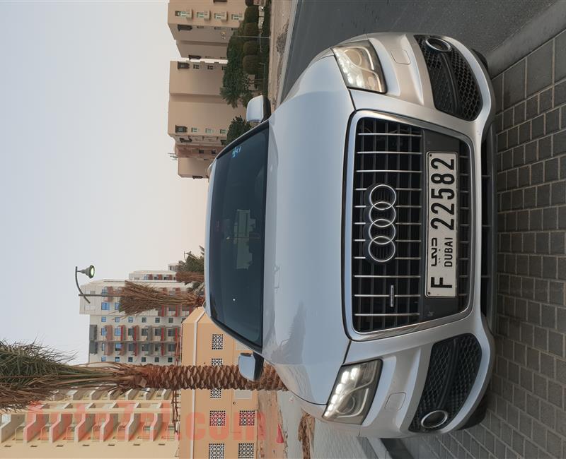 Audi Q5 Quattro/ S Line 2.0 T GCC Spec with Panoramic Sunroof well maintained inside out No Accident