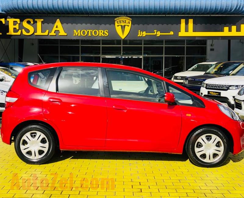 HONDA JAZZ / GCC / 2014 / WARRANTY / SUPER CLEAN / ECONOMIC CAR, STOP RENTING / ONLY 386 DHS MONTHLY