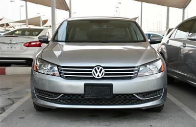 VOLKSWAGEN PASSAT, V4- 2014- GREY- 142 000 KM- GCC