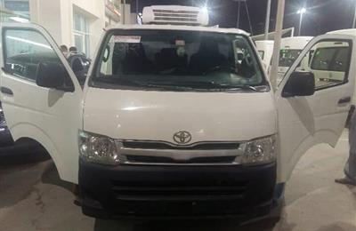 Toyota Hiace freezer/chiller van for sale