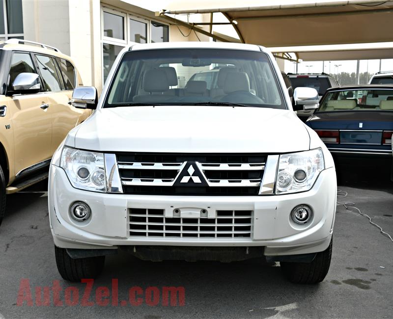 MITSUBISHI PAJERO V6- 2013- WHITE- 100 000 KM- GCC SPECS