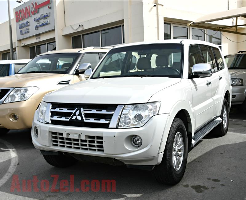 MITSUBISHI PAJERO V6- 2013- WHITE- 100 000 KM- GCC SPECS