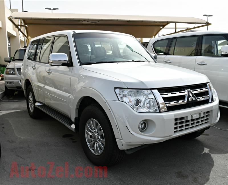 MITSUBISHI PAJERO V6- 2013- WHITE- 100 000 KM- GCC SPECS