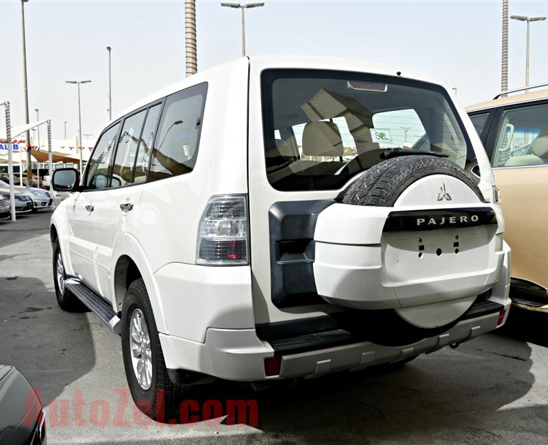 MITSUBISHI PAJERO V6- 2013- WHITE- 100 000 KM- GCC SPECS