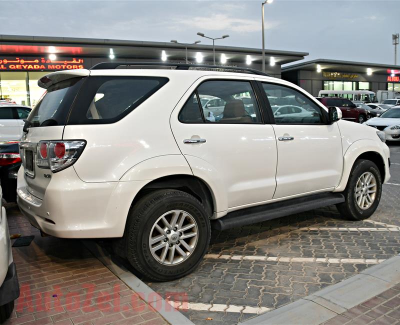 TOYOTA FORTUNER MODEL 2014 - WHITE - 107,000 KM - V6 - GCC 