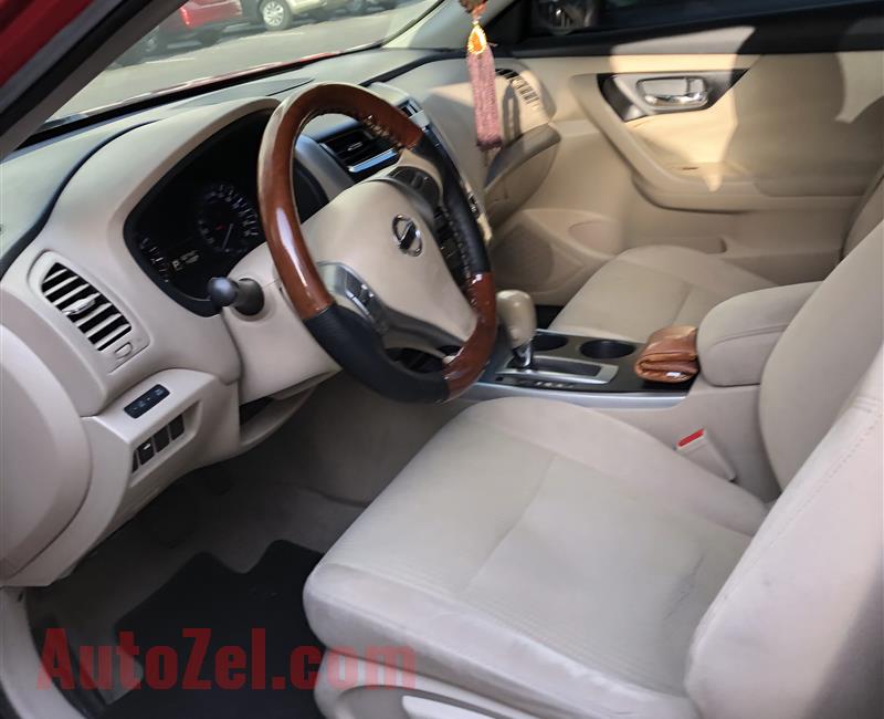 Nissan Altima 2014 (2.5) Basic