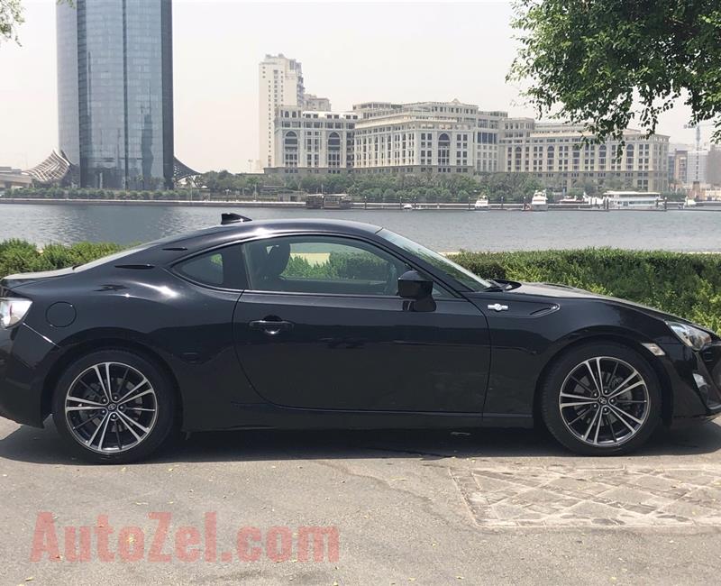 Toyota FT86 VTX Black, 2015, UAE Spec - 36,000 km only!