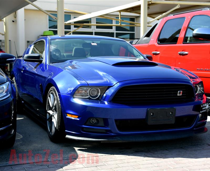 FORD MUSTANG- 2013- BLUE- 196 000 KM- GCC SPECS