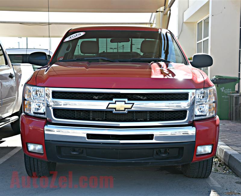 CHEVROLET SILVERADO MODEL 2010 - RED - 278,000 KM -V8 - GCC 