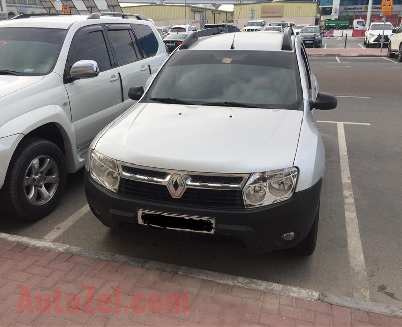 Renault Duster- Silver color- 2015 -Used Car for Sale