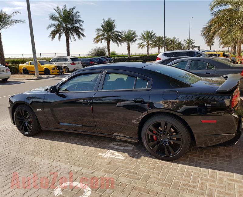 Dodge charger Daytona R/t 2013 Hemi 5.7