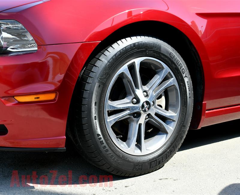 FORD MUSTANG- 2014- RED- 80 000 MILES- AMERICAN SPECS