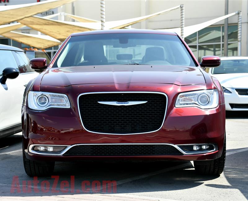 CHRYSLER 300- 2016- RED- 30 000 MILES- AMERICAN SPECS