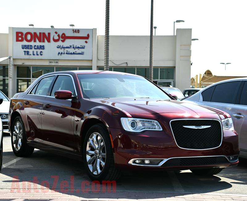 CHRYSLER 300- 2016- RED- 30 000 MILES- AMERICAN SPECS