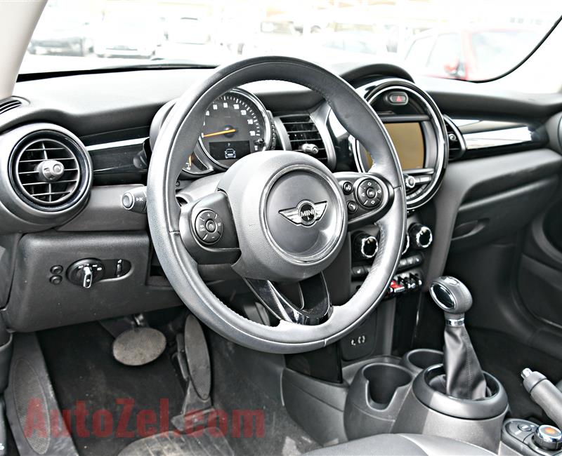 MINI COOPER S PACEMAN MODEL 2014 - WHITE - 19,000 KM - V4 - CAR SPECS IS AMERICAN 