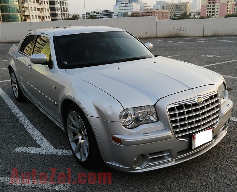 CHRYSLER 300c SRT8 6.1L, GCC, Low Mileage, Genuine condition 