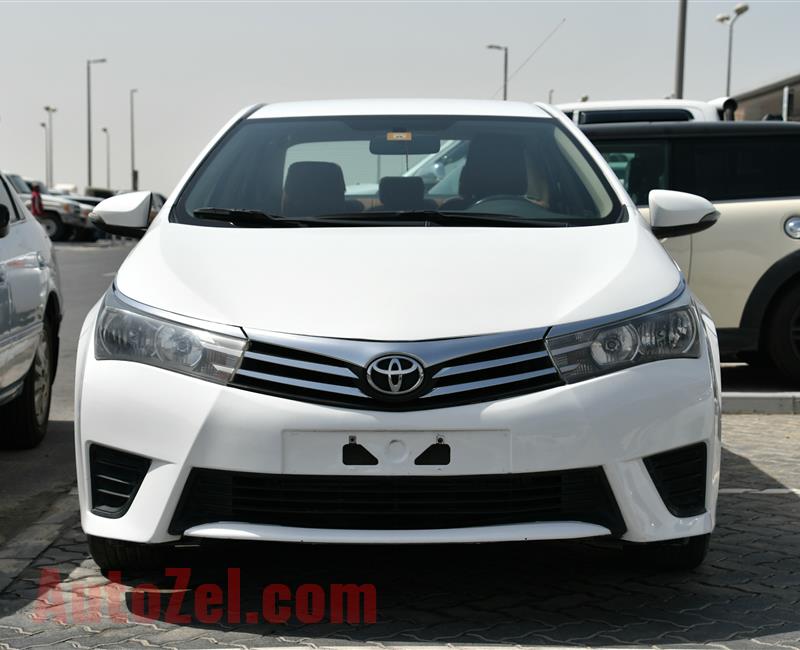 TOYOTA COROLLA- 2015- WHITE- 65 000 KM- GCC SPECS