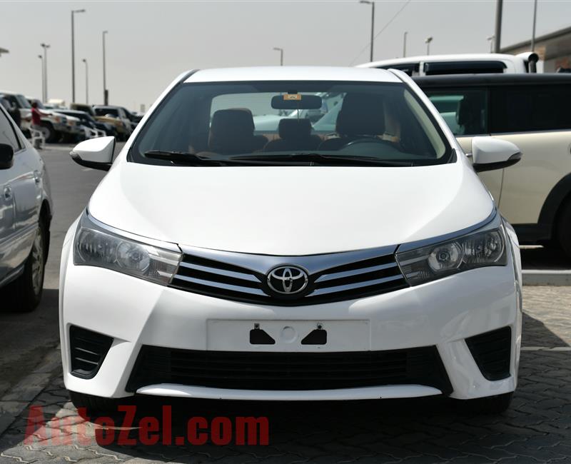 TOYOTA COROLLA- 2015- WHITE- 65 000 KM- GCC SPECS