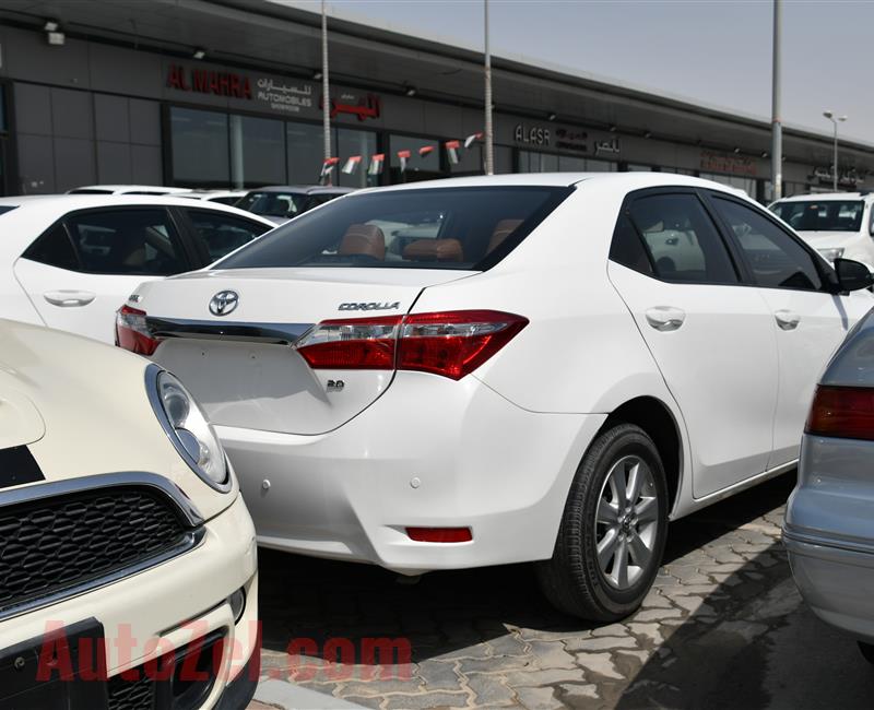 TOYOTA COROLLA- 2015- WHITE- 65 000 KM- GCC SPECS