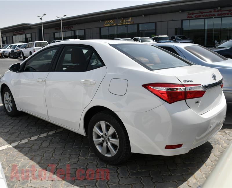 TOYOTA COROLLA- 2015- WHITE- 65 000 KM- GCC SPECS