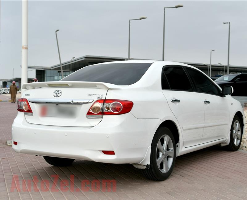 TOYOTA COROLLA 1.8- 2013- WHITE- 150 000 KM- GCC