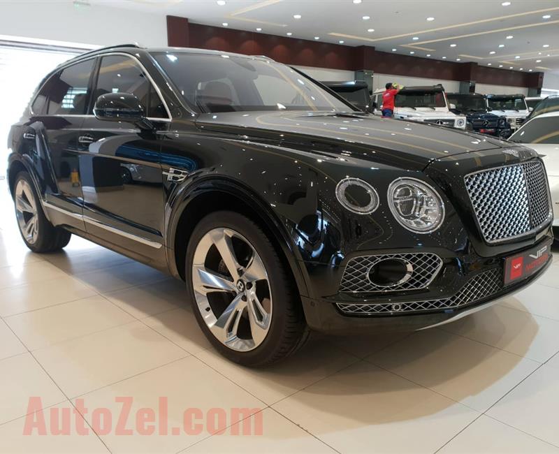 BENTLEY BENTAYGA W12- 2017- GREEN- 33 000 KM- GCC