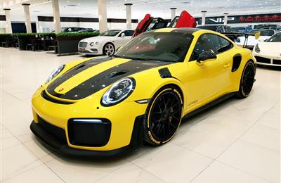 PORSCHE CARRERA 911 GT2 RS- 2018- YELLOW- 2 000 KM- GCC