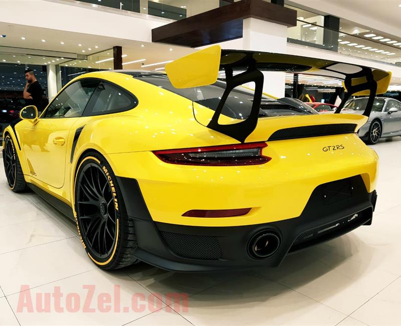 PORSCHE CARRERA 911 GT2 RS- 2018- YELLOW- 2 000 KM- GCC