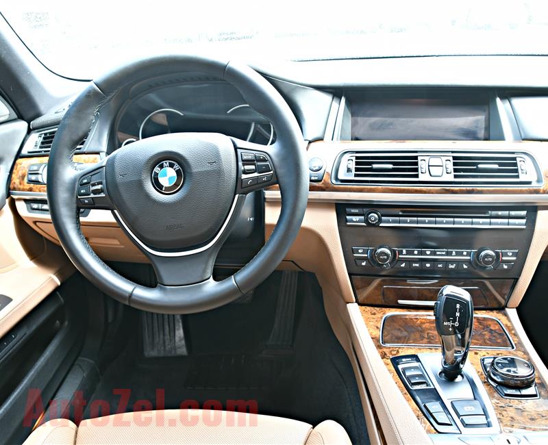 BMW 750LI MODEL 2015 - BLACK - 74,000 KM - V8 - GCC 