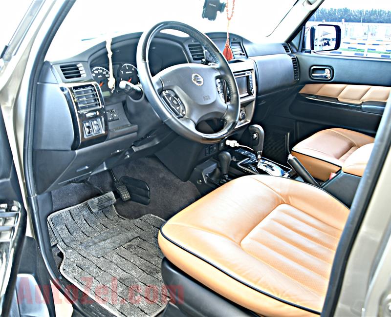 NISSAN PATROL SAFARI MODEL 2017 - GOLD - 72,000 KM - V6 - GCC 
