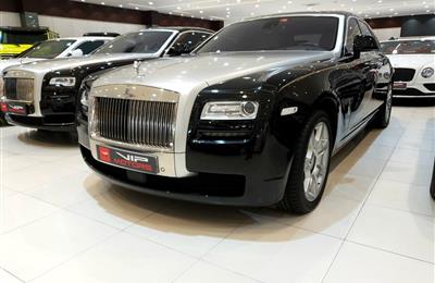 ROLLS ROYCE GHOST-  2012- BLACK- 48 000 KM- GCC- FULL...