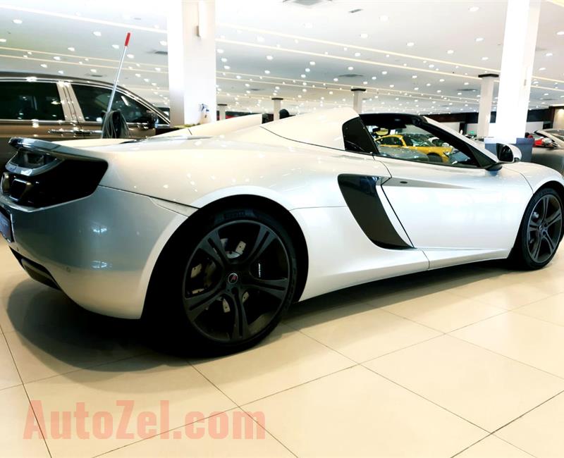 MCLAREN MP4-12C SPIDER- 2013- SILVER- 8 000 KM- GCC- DEALER WARRANTY TILL 2021