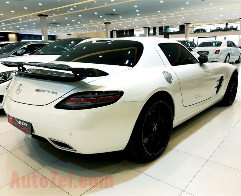 MERCEDES-BENZ SLS AMG FINAL EDITION- 2014- WHITE- 3 000 KM- GCC