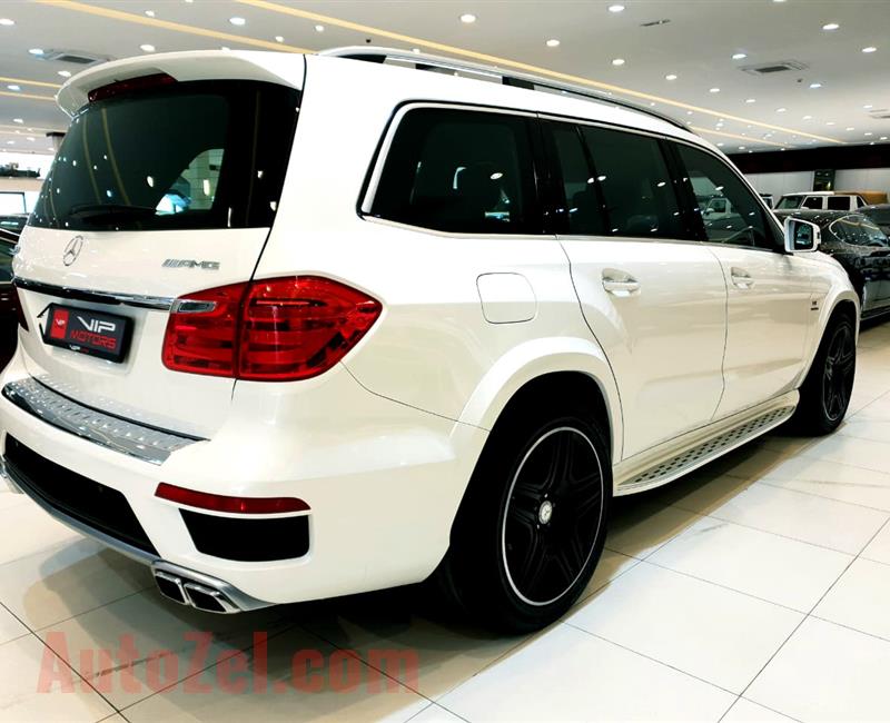 MERCEDES-BENZ GL63 AMG- 2015- WHITE- 22 000 KM- GCC